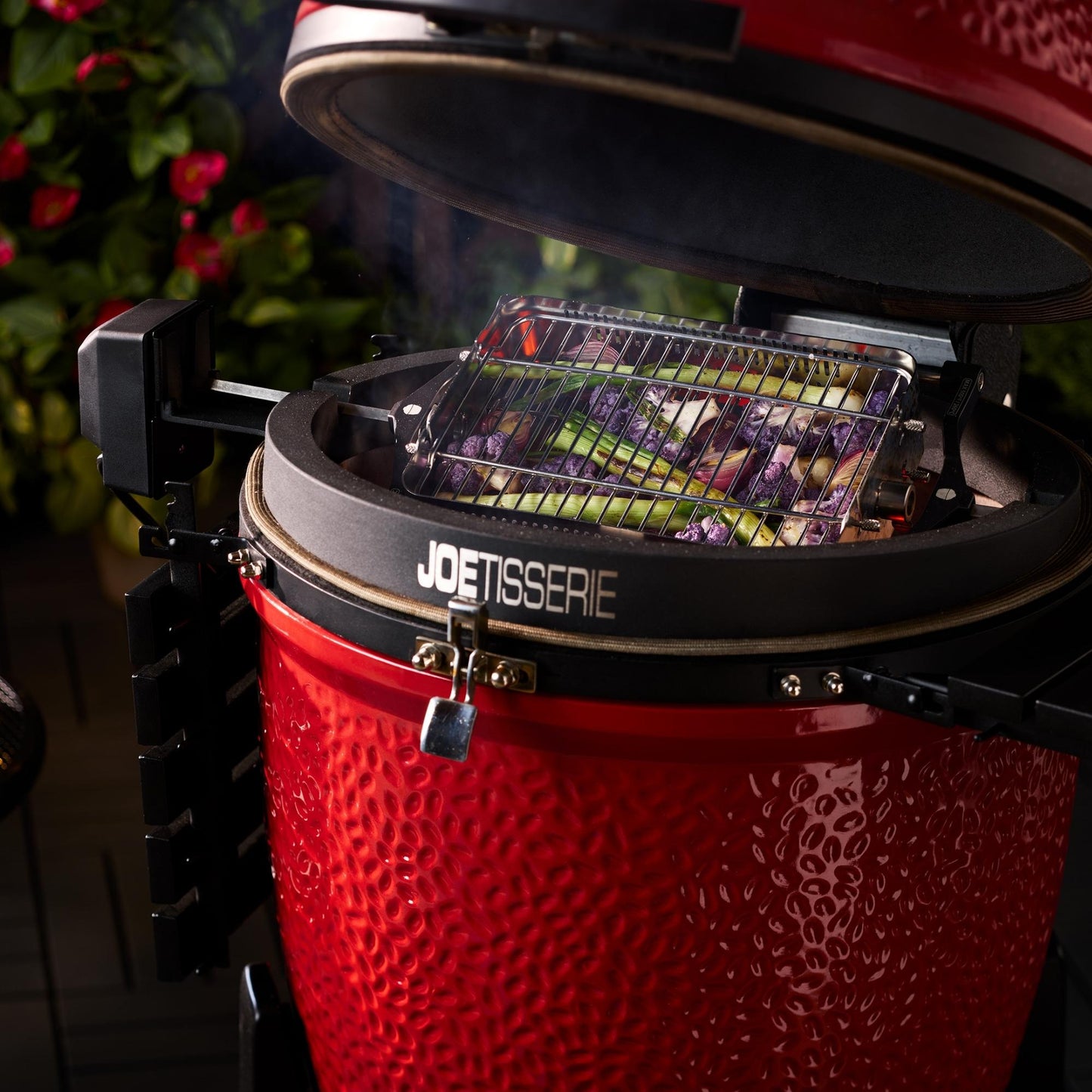 Kamado Joe Big Joe II with Voyager Pack